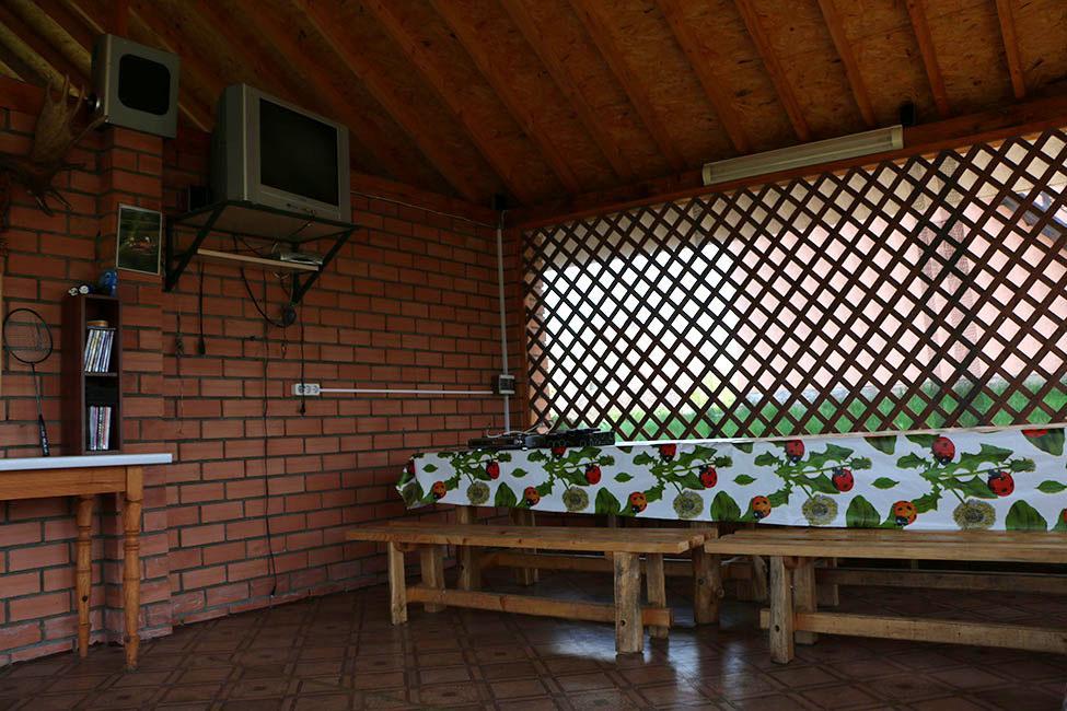 Usad'Ba Na Ozere El'No Hotel บราสลอว์ ภายนอก รูปภาพ